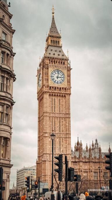 فيلا Modern 5 Bed Near Excel -Big Ben لندن المظهر الخارجي الصورة